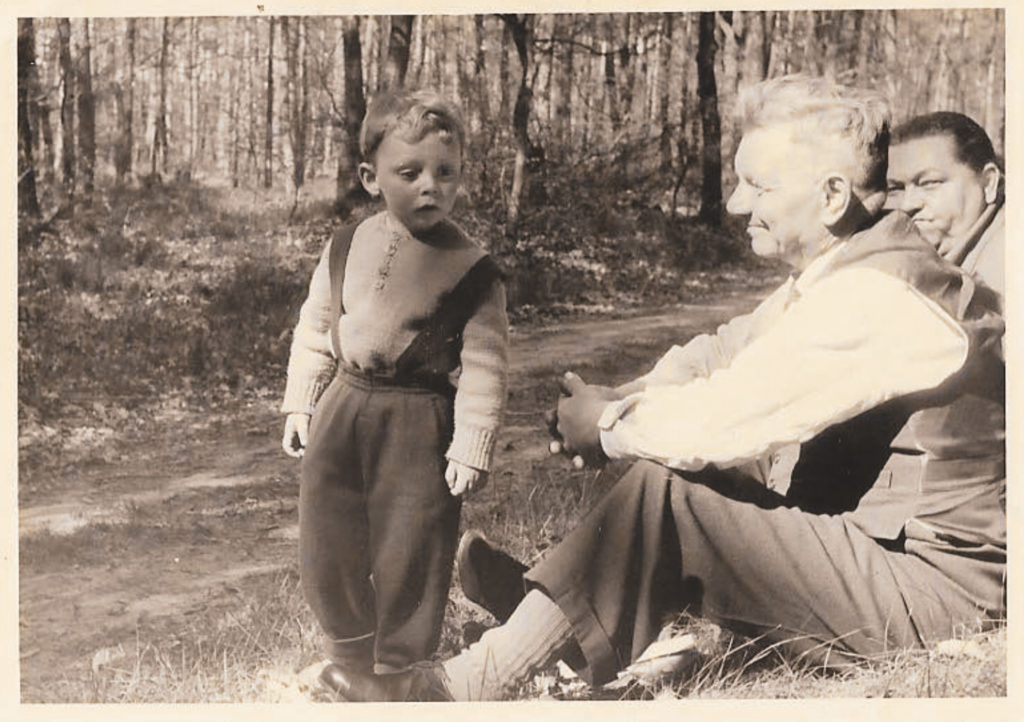 Schorsch (rechts) mit seinem Enkel
